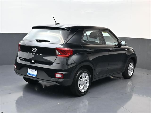 2026 Hyundai Venue SE