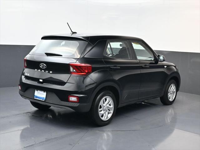 2026 Hyundai Venue SE