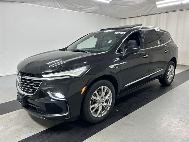 2023 Buick Enclave Essence AWD