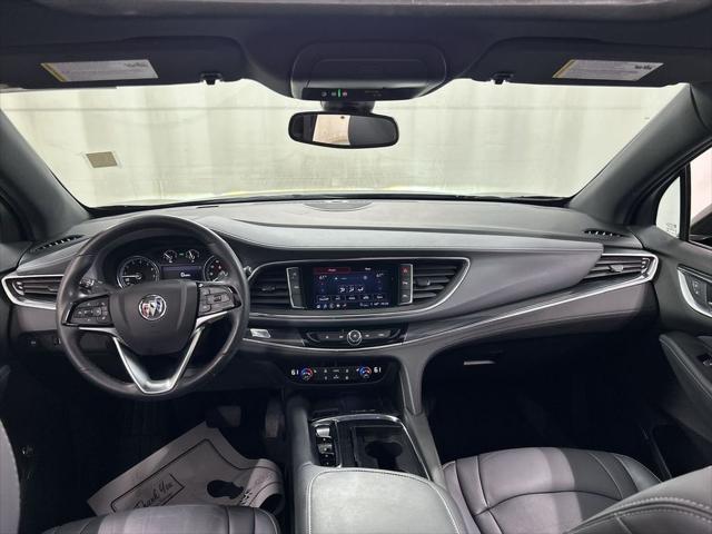 2023 Buick Enclave Essence AWD