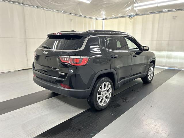 2023 Jeep Compass Latitude Lux FWD