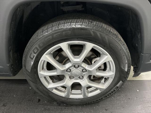 2023 Jeep Compass Latitude Lux FWD