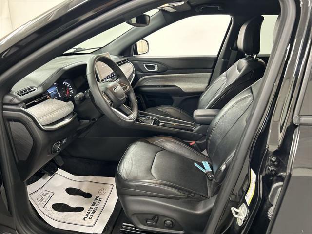 2023 Jeep Compass Latitude Lux FWD
