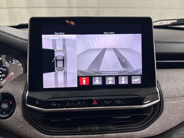 2023 Jeep Compass Latitude Lux FWD