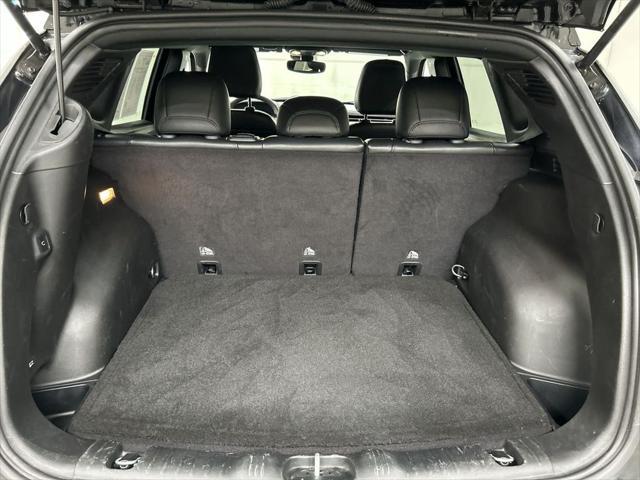 2023 Jeep Compass Latitude Lux FWD