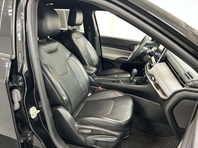 2023 Jeep Compass Latitude Lux FWD