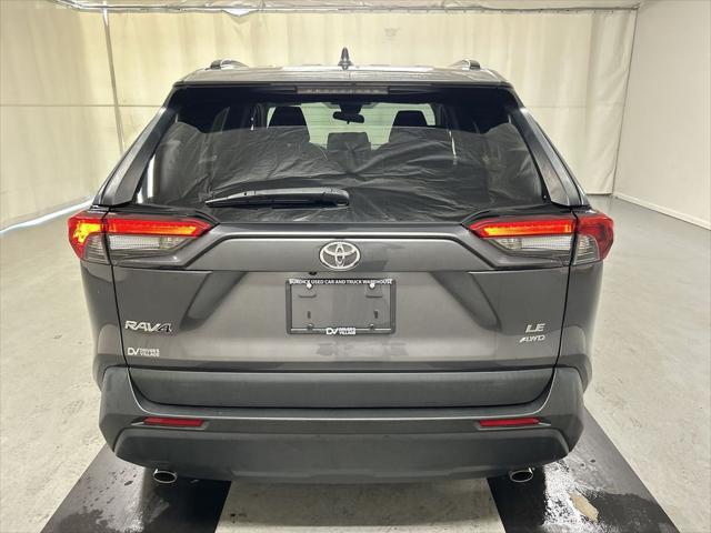 2021 Toyota RAV4 LE
