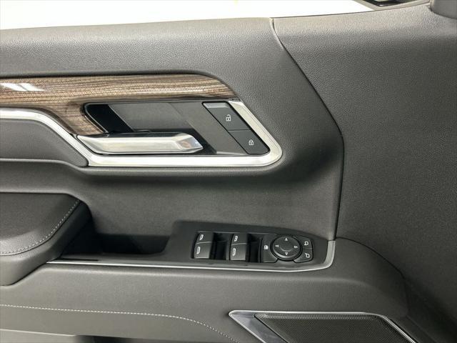 2023 Chevrolet Silverado 1500 4WD Crew Cab Short Bed LT with 2FL