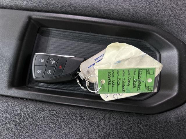 2023 Chevrolet Silverado 1500 4WD Crew Cab Short Bed LT with 2FL