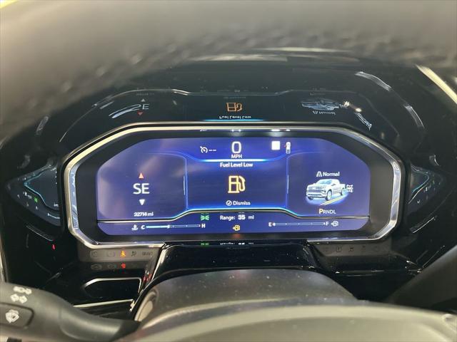 2023 Chevrolet Silverado 1500 4WD Crew Cab Short Bed LT with 2FL
