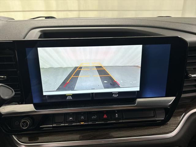 2023 Chevrolet Silverado 1500 4WD Crew Cab Short Bed LT with 2FL