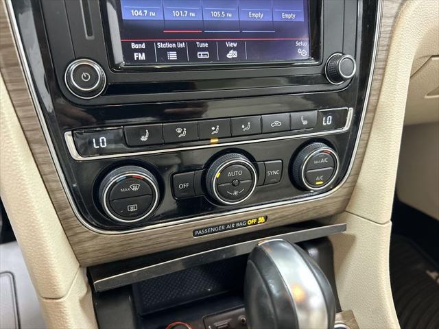 2017 Volkswagen Passat 1.8T SE