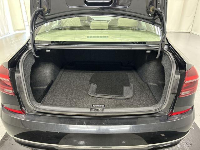2017 Volkswagen Passat 1.8T SE