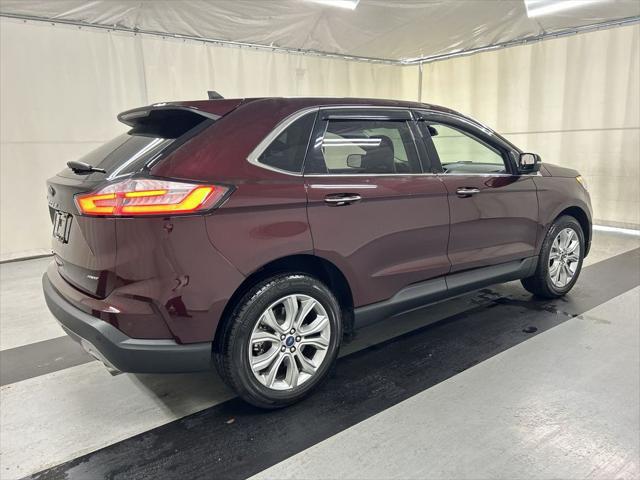 2022 Ford Edge Titanium