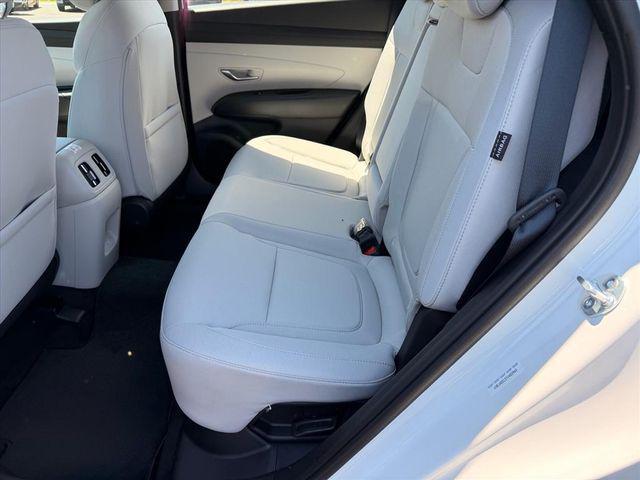 2026 Hyundai Tucson Hybrid Blue SE