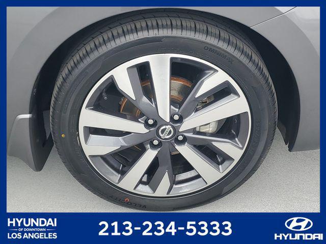 2020 Nissan Versa SR Xtronic CVT