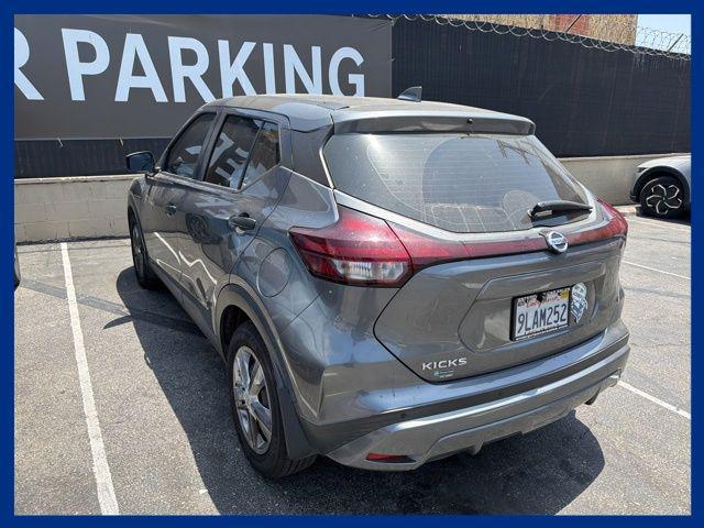 2021 Nissan Kicks S Xtronic CVT