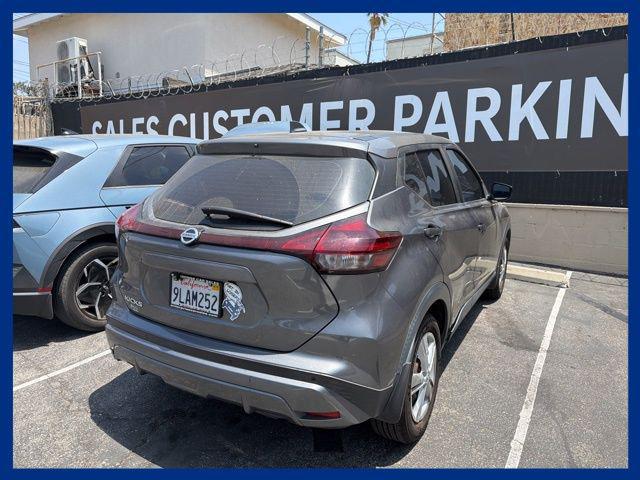 2021 Nissan Kicks S Xtronic CVT