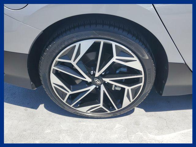 2024 Hyundai IONIQ 6 SEL