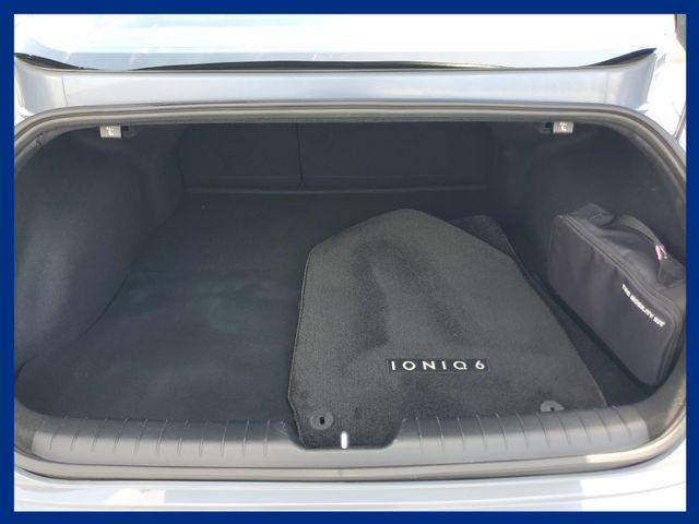 2024 Hyundai IONIQ 6 SE