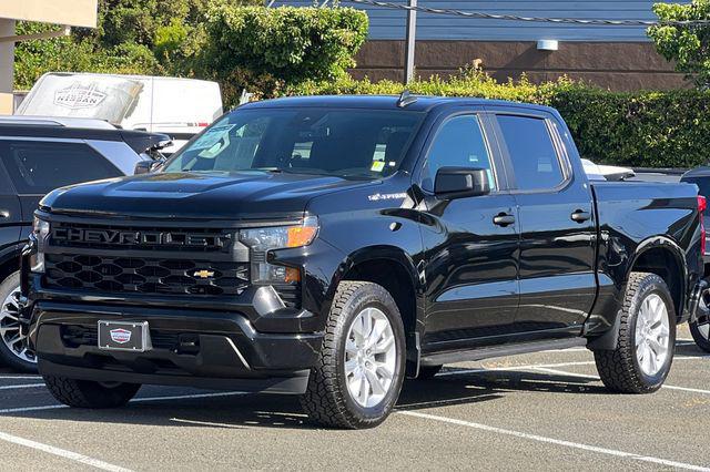 2022 Chevrolet Silverado 1500 2WD Crew Cab Short Bed Custom