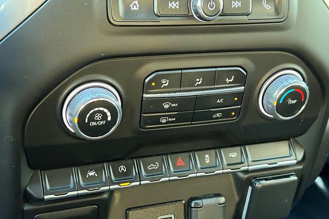 2022 Chevrolet Silverado 1500 2WD Crew Cab Short Bed Custom
