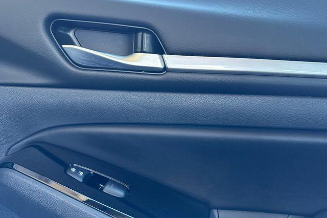 2025 Nissan Altima SR FWD