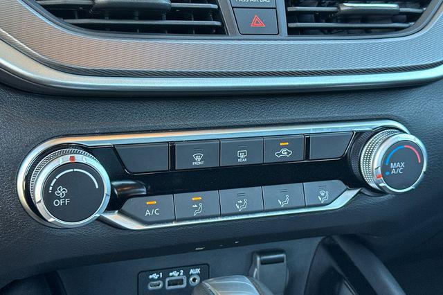 2025 Nissan Altima SR FWD