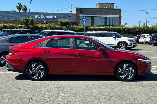 2025 Hyundai Elantra Limited