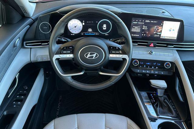 2025 Hyundai Elantra Limited