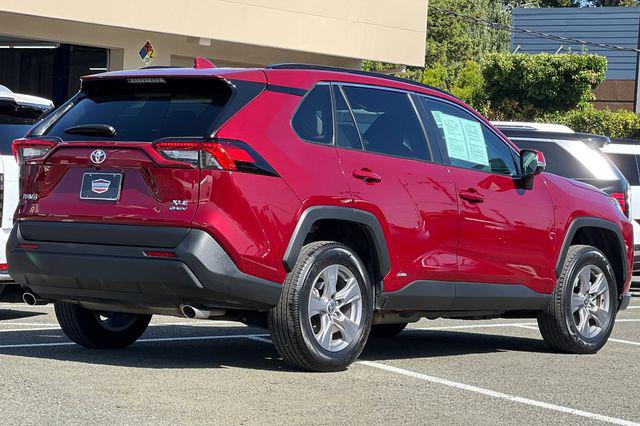 2025 Toyota RAV4 Hybrid XLE