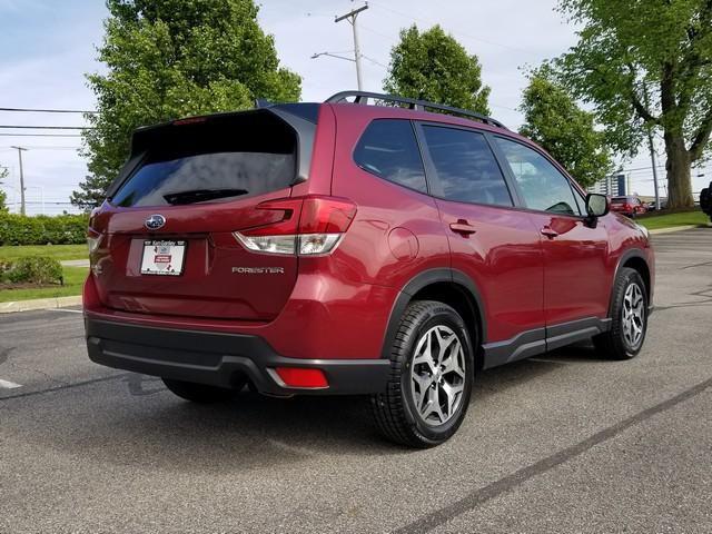2024 Subaru Forester Premium