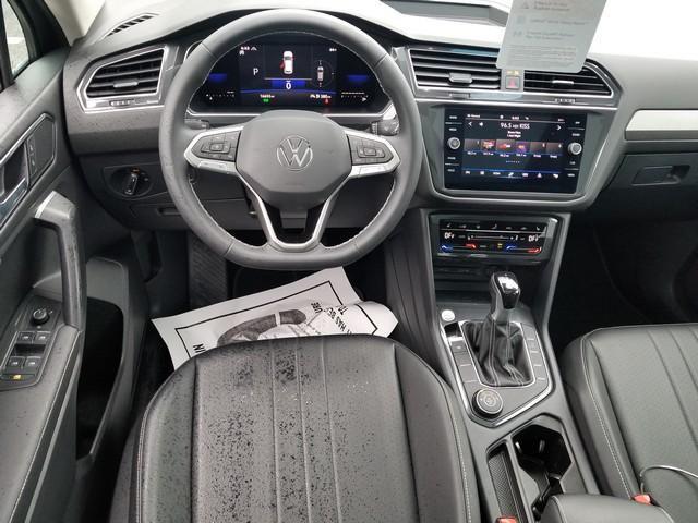 2023 Volkswagen Tiguan 2.0T SE