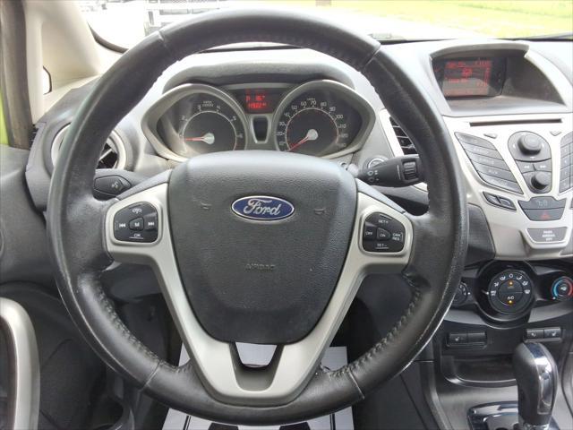 2011 Ford Fiesta SES