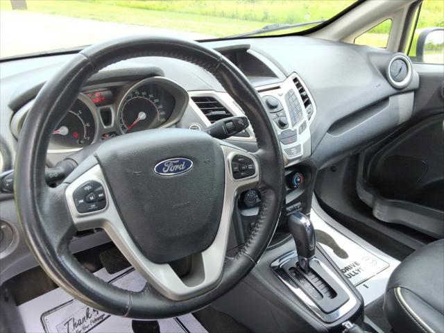 2011 Ford Fiesta SES