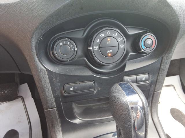 2011 Ford Fiesta SES