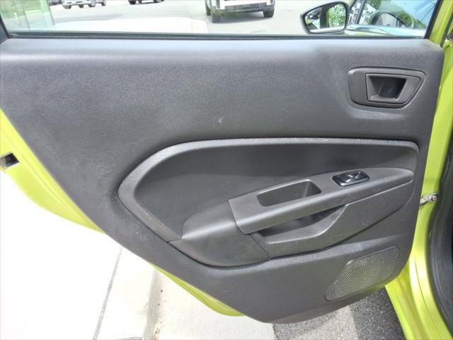 2011 Ford Fiesta SES