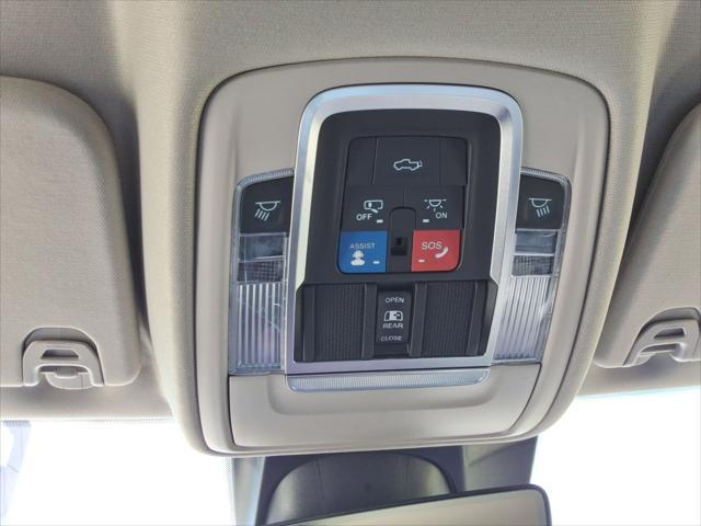 2022 Ram 1500 Laramie Crew Cab 4x4 5'7" Box