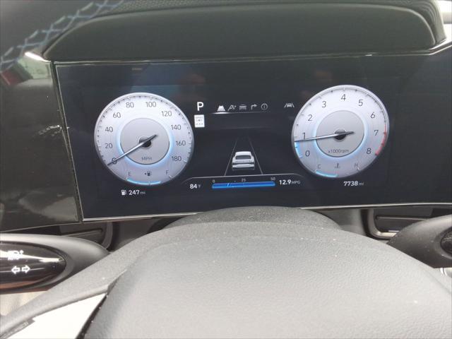 2025 Hyundai Elantra Base