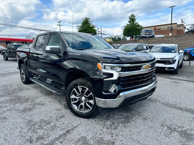 2022 Chevrolet Silverado 1500 4WD Crew Cab Short Bed LT with 2FL