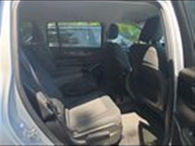 2022 Jeep Grand Cherokee L Laredo 4x4