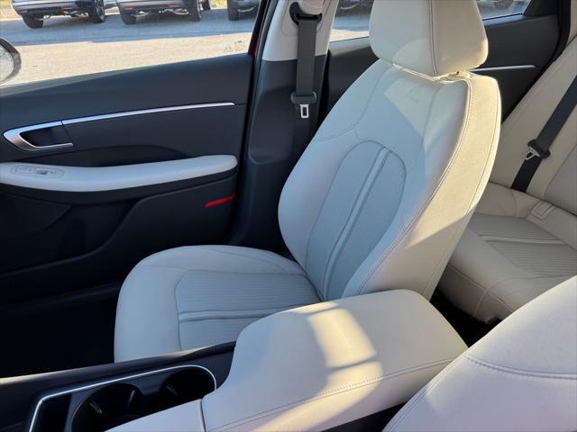 2026 Hyundai Sonata Hybrid SEL