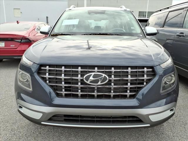 2026 Hyundai Venue SEL w/Two-Tone Roof