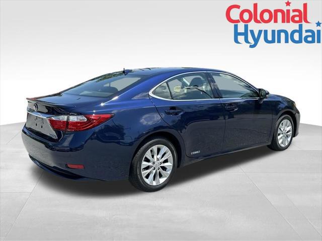 2014 Lexus ES 300h 300h