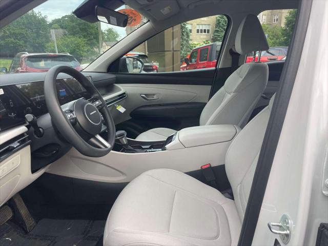 2025 Hyundai Tucson SE
