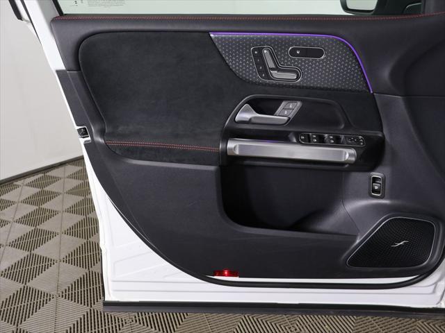 2025 Mercedes-Benz GLB 4MATIC
