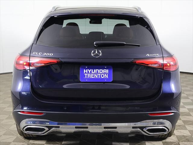 2023 Mercedes-Benz GLC 4MATIC SUV