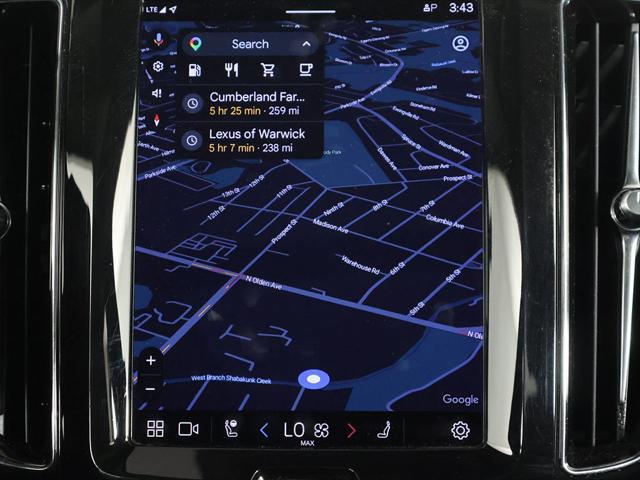 2023 Volvo XC60 B5 Plus Bright Theme