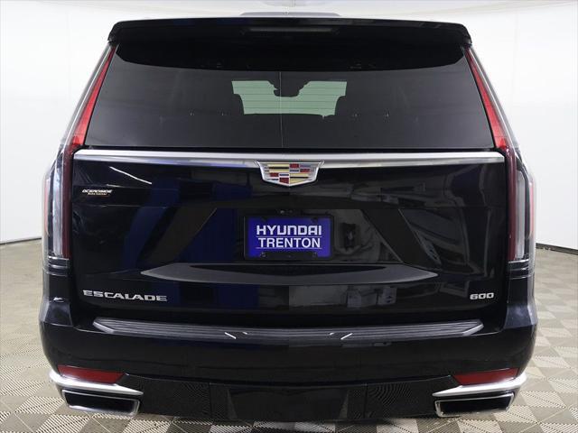 2023 Cadillac Escalade ESV 4WD Premium Luxury