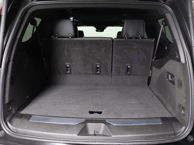 2023 Cadillac Escalade ESV 4WD Premium Luxury